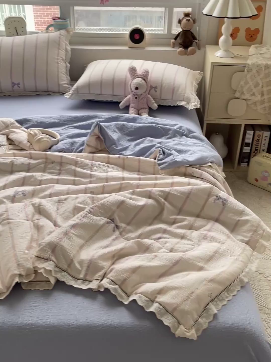 91家纺网 家纺一手货源 找家纺 梦莱斯 2025新款云感木棉皱皱纱全棉花边款夏被四件套 情人节