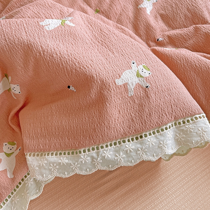 91家纺网 家纺一手货源 找家纺 （总）梦莱斯 2025新款云感木棉皱皱纱全棉花边款夏被四件套