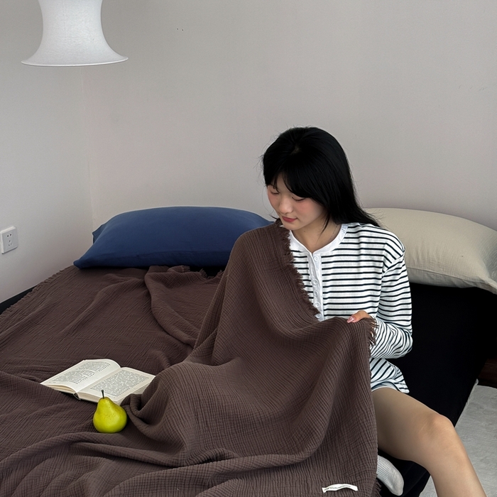 山舍家居 2025新款全棉四层纱流苏盖毯第三批 床拍图 陶泥