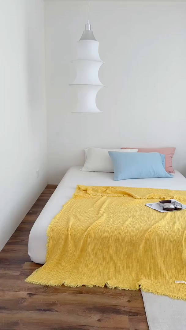 91家纺网 家纺一手货源 找家纺 山舍家居 2025新款全棉四层纱流苏盖毯第三批 床拍图 柠檬黄