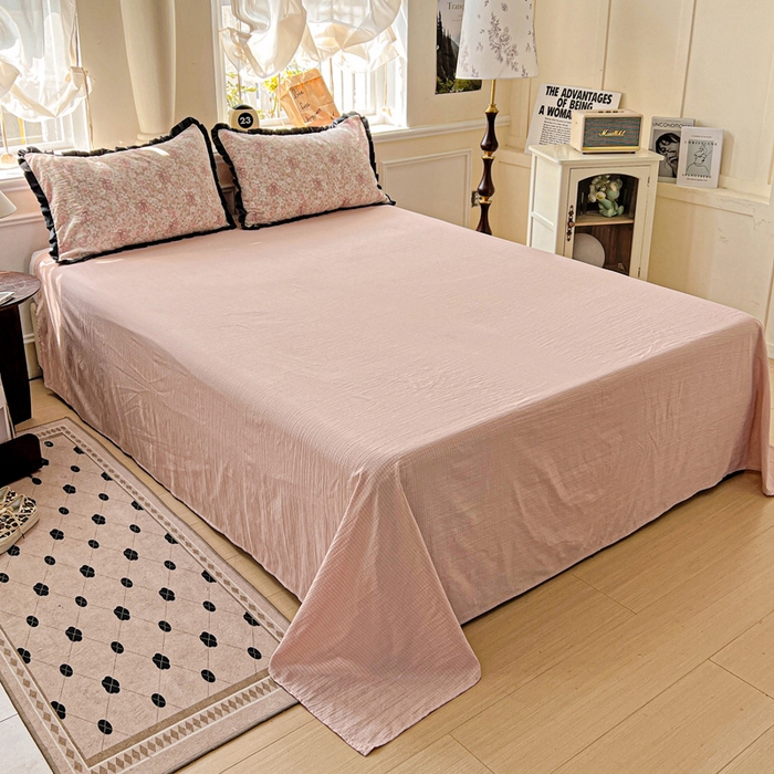 91家纺网 家纺一手货源 找家纺 仟网汇 2025新款皱皱纱赫本风花边夏被夏凉被空调被四件套 赫本风-花束粉