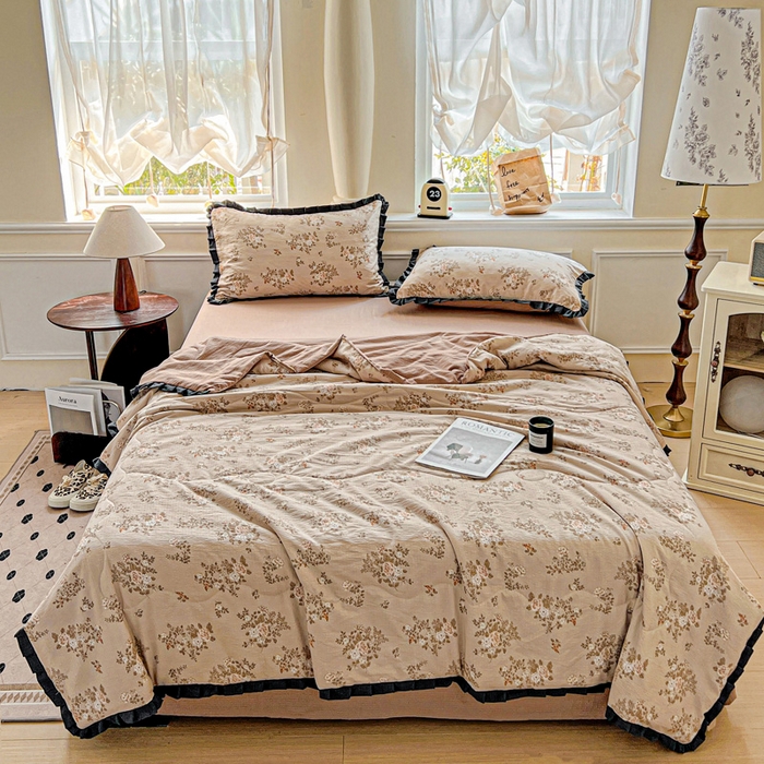 91家纺网 家纺一手货源 找家纺 仟网汇 2025新款皱皱纱赫本风花边夏被夏凉被空调被四件套 赫本风-可颂