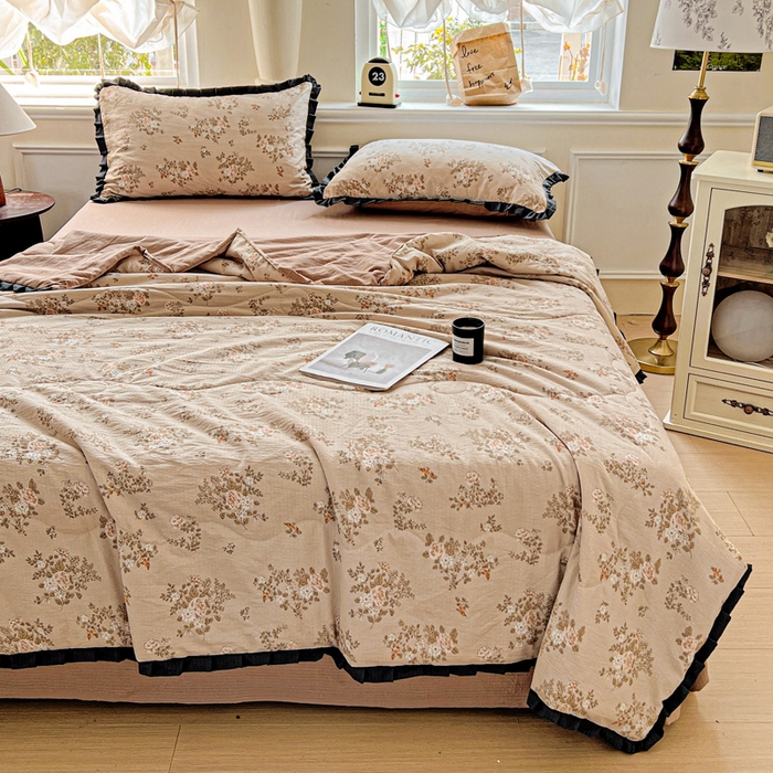 91家纺网 家纺一手货源 找家纺 仟网汇 2025新款皱皱纱赫本风花边夏被夏凉被空调被四件套 赫本风-可颂