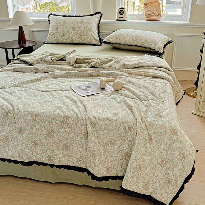 91家纺网 家纺一手货源 找家纺 仟网汇 2025新款皱皱纱赫本风花边夏被夏凉被空调被四件套 赫本风-花束绿