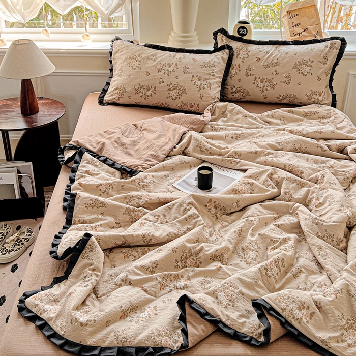 91家纺网 家纺一手货源 找家纺 仟网汇 2025新款皱皱纱赫本风花边夏被夏凉被空调被四件套 赫本风-可颂