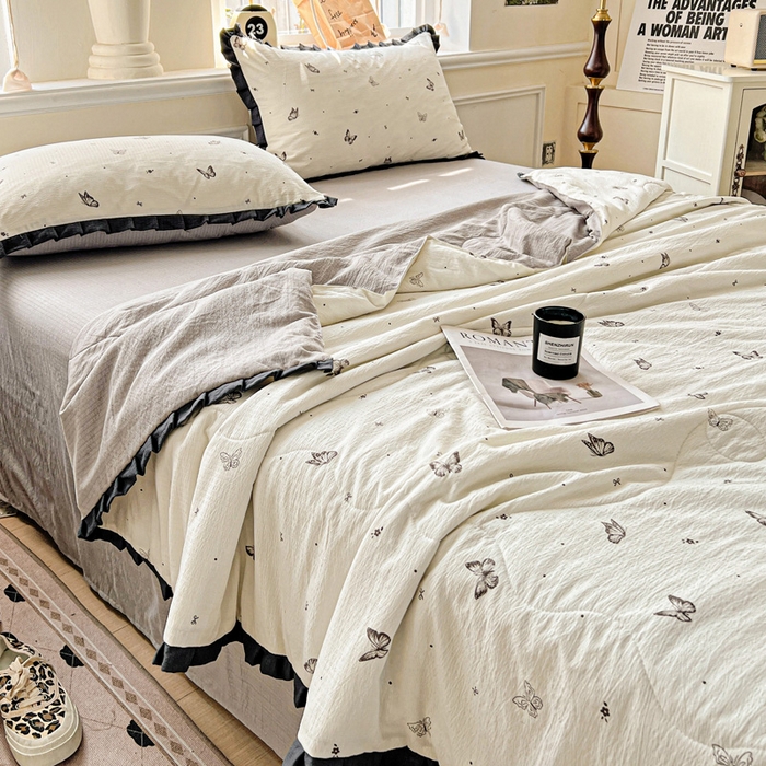 91家纺网 家纺一手货源 找家纺 仟网汇 2025新款皱皱纱赫本风花边夏被夏凉被空调被四件套 赫本风-蝴蝶梦