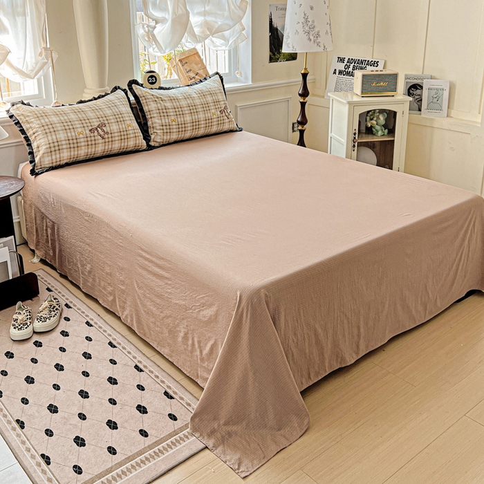 91家纺网 家纺一手货源 找家纺 仟网汇 2025新款皱皱纱赫本风花边夏被夏凉被空调被四件套 赫本风-太妃糖