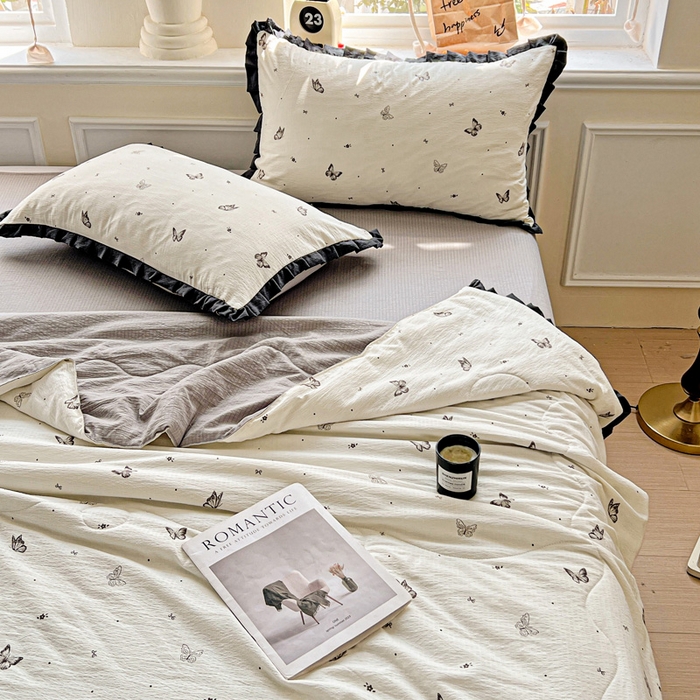 91家纺网 家纺一手货源 找家纺 仟网汇 2025新款皱皱纱赫本风花边夏被夏凉被空调被四件套 赫本风-蝴蝶梦