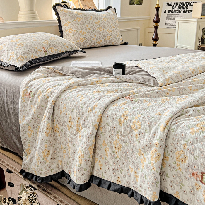 91家纺网 家纺一手货源 找家纺 仟网汇 2025新款皱皱纱赫本风花边夏被夏凉被空调被四件套 赫本风-妮可