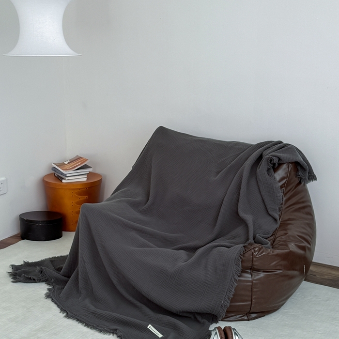 91家纺网 家纺一手货源 找家纺 山舍家居 2025新款全棉四层纱流苏盖毯第三批沙发图 炭黑