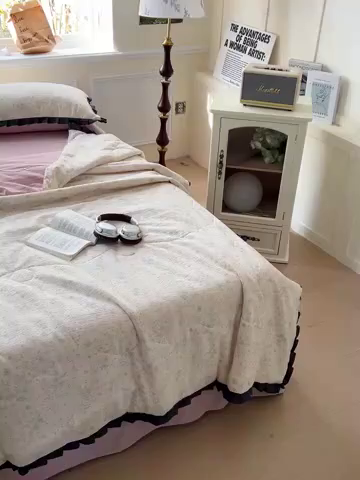 91家纺网 家纺一手货源 找家纺 仟网汇 2025新款皱皱纱赫本风花边夏被夏凉被空调被四件套 赫本风-花知晓