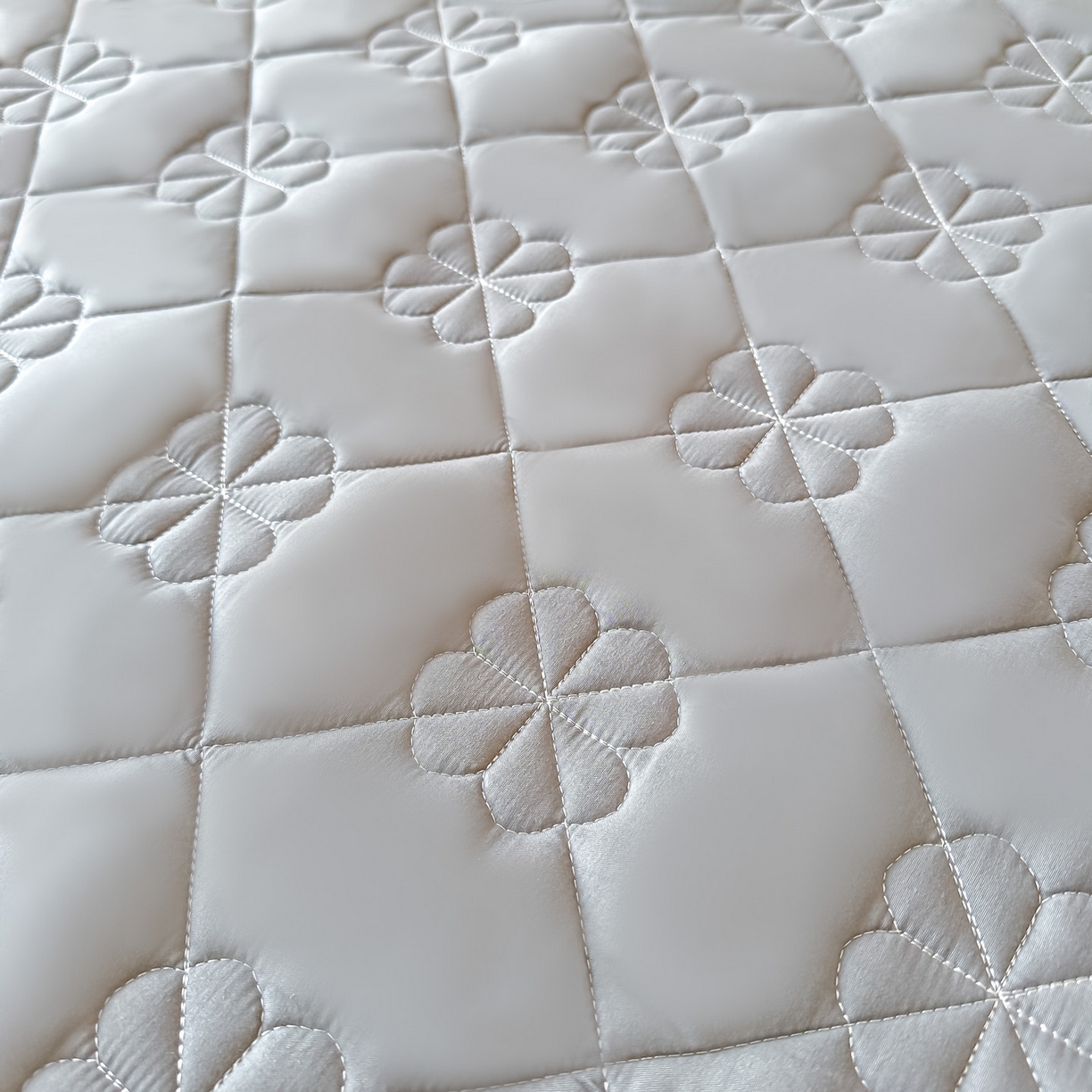 91家纺网 家纺一手货源 找家纺 （总）恒尚居 2025新款大豆抗菌床垫床护垫软垫床褥子防滑学生软床垫四季款-格林