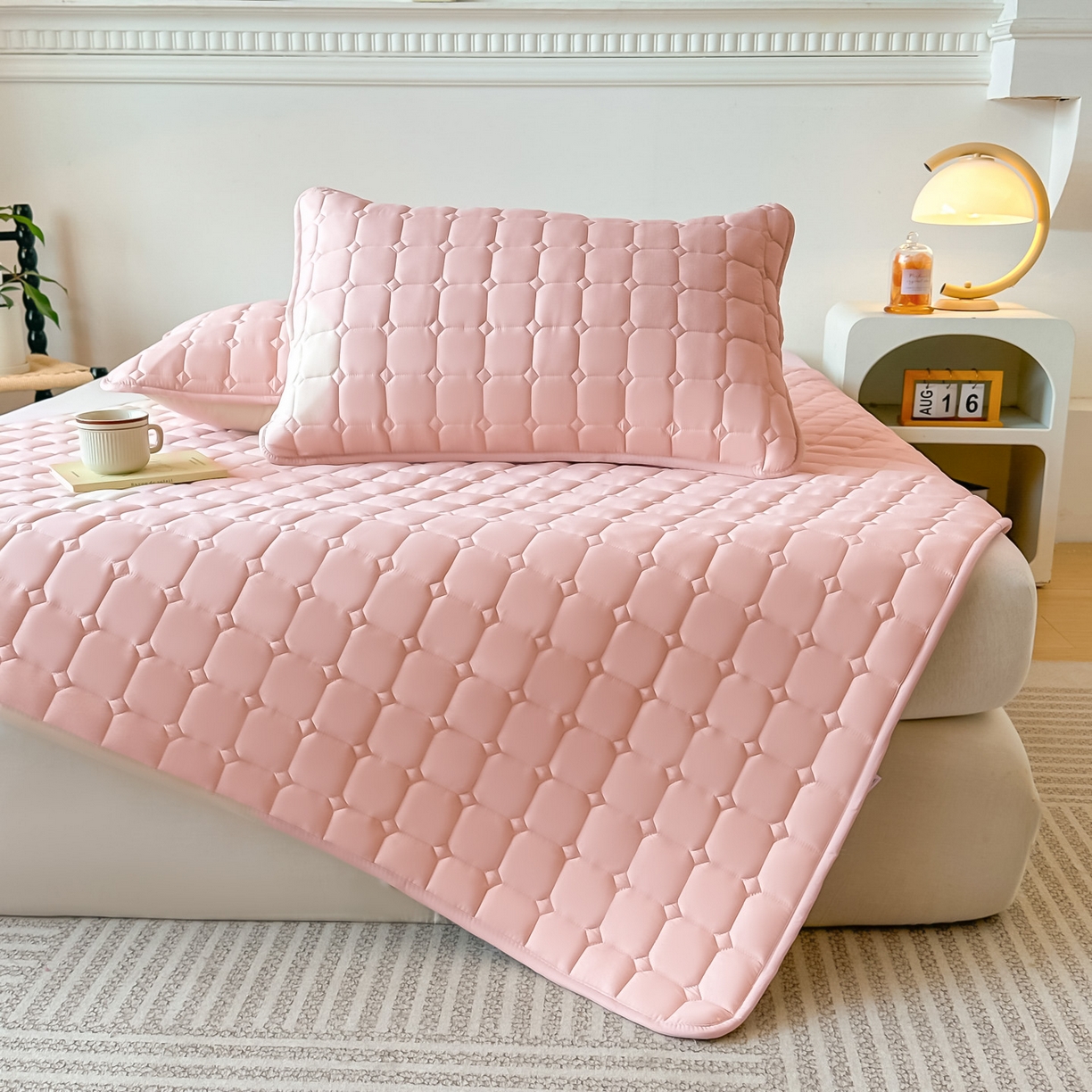 91家纺网 家纺一手货源 找家纺 （总）恒尚居 2025新款抗菌四季款床垫床护垫软垫床褥子防滑学生软床垫-简格