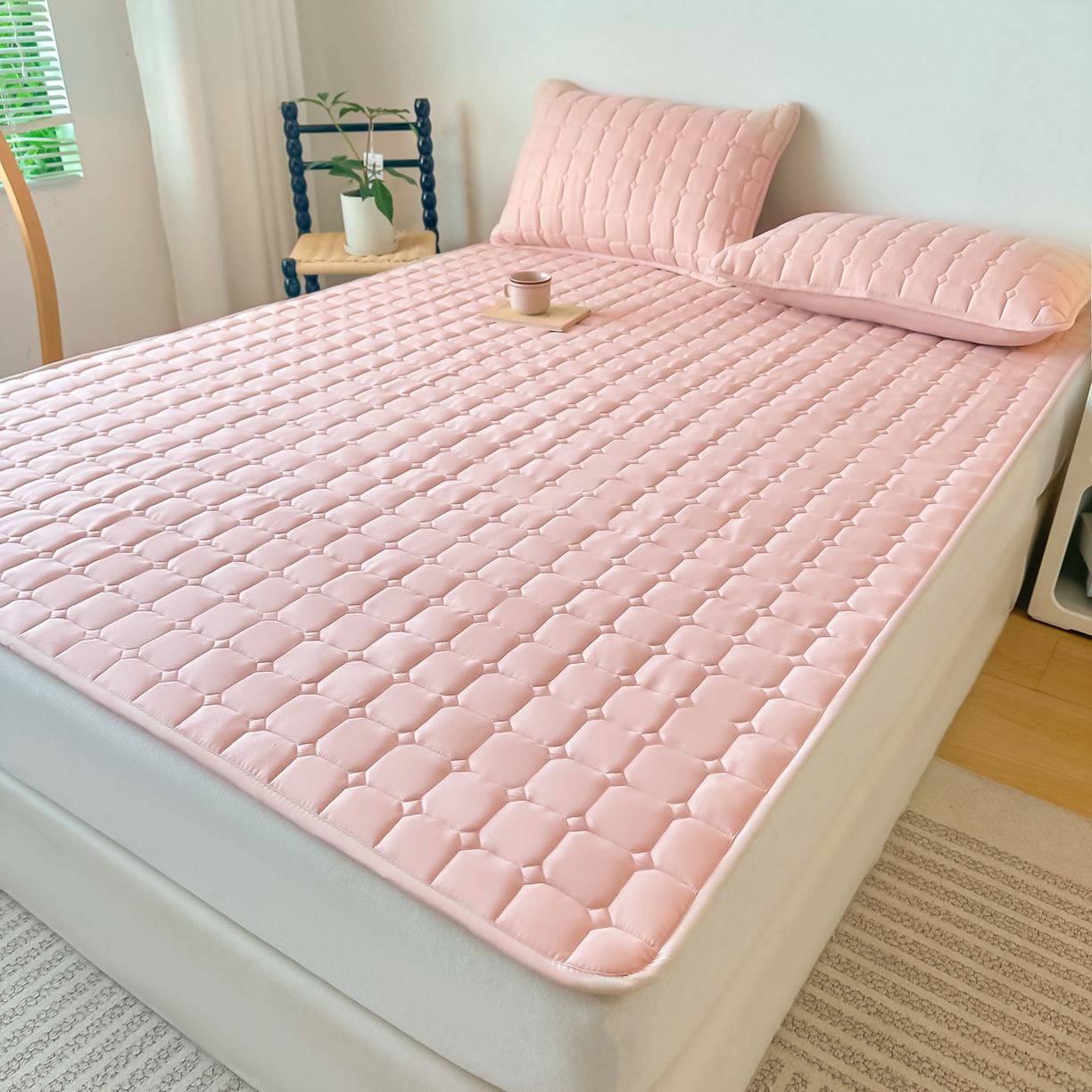 91家纺网 家纺一手货源 找家纺 （总）恒尚居 2025新款抗菌四季款床垫床护垫软垫床褥子防滑学生软床垫-简格