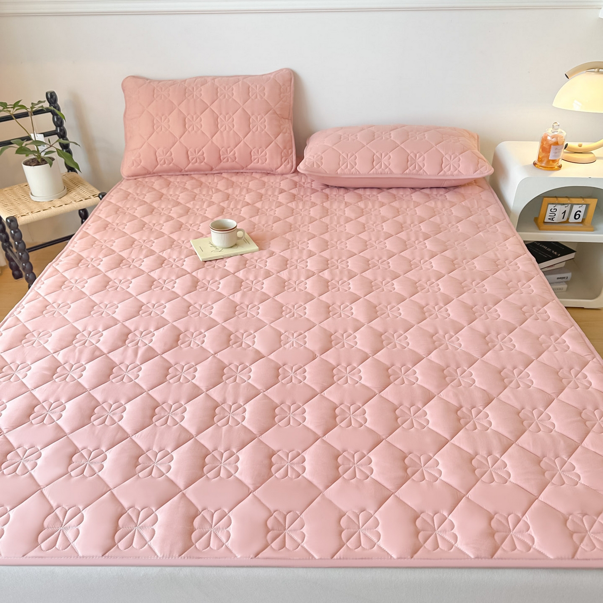 91家纺网 家纺一手货源 找家纺 恒尚居 2025新款大豆抗菌床垫床护垫软垫床褥子防滑学生软床垫四季款-格林 格林-豆粉