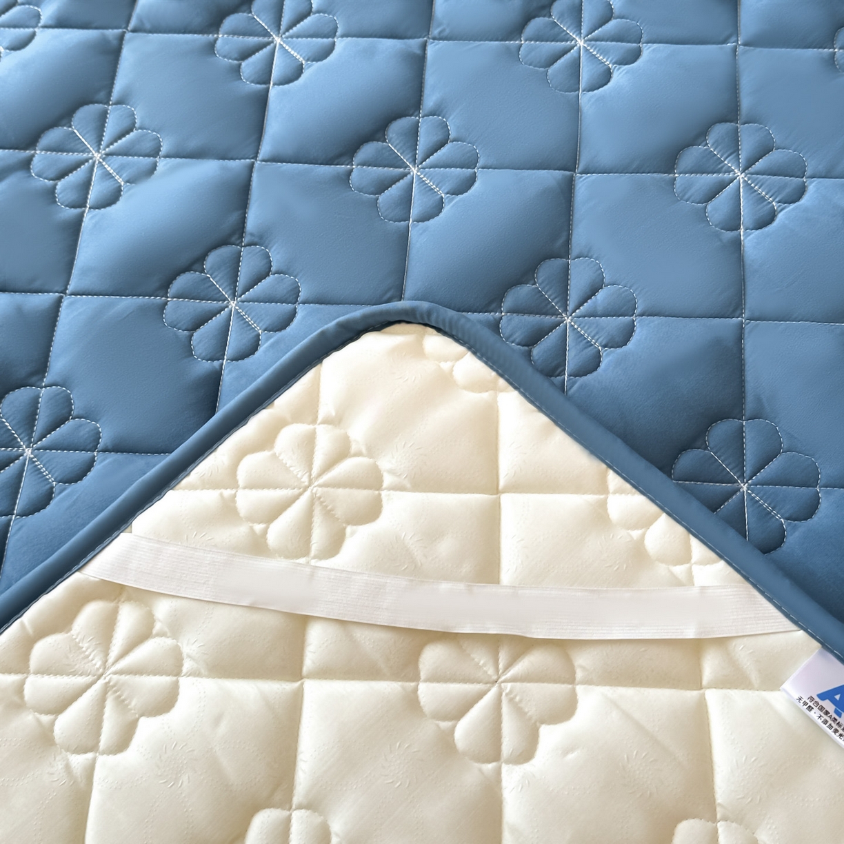 91家纺网 家纺一手货源 找家纺 恒尚居 2025新款大豆抗菌床垫床护垫软垫床褥子防滑学生软床垫四季款-格林 格林-蓝色