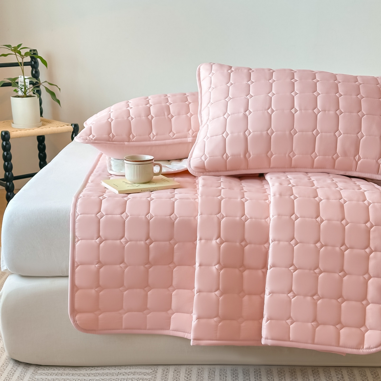 91家纺网 家纺一手货源 找家纺 恒尚居 2025新款抗菌四季款床垫床护垫软垫床褥子防滑学生软床垫-简格 简格-豆粉