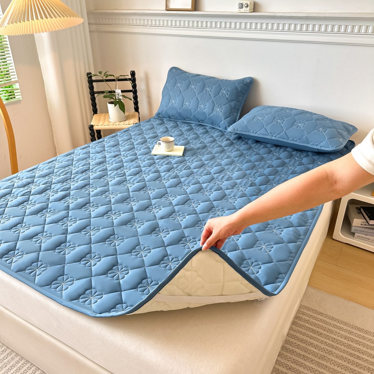 91家纺网 家纺一手货源 找家纺 恒尚居 2025新款大豆抗菌床垫床护垫软垫床褥子防滑学生软床垫四季款-格林 格林-蓝色