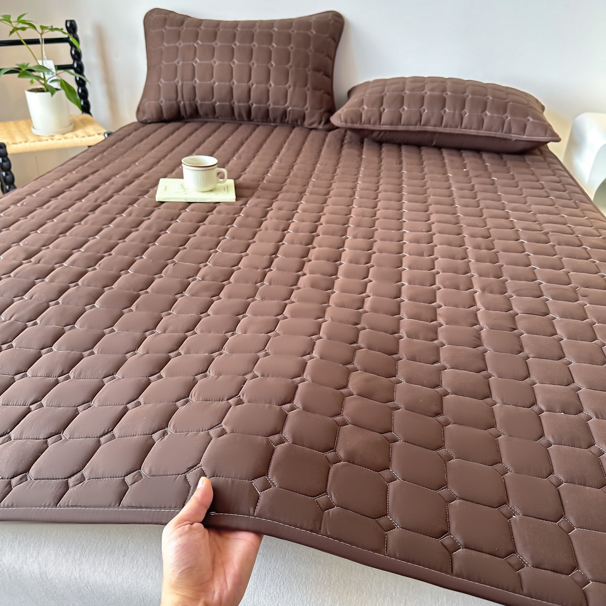 恒尚居 2025新款抗菌四季款床垫床护垫软垫床褥子防滑学生软床垫-简格 简格-咖啡