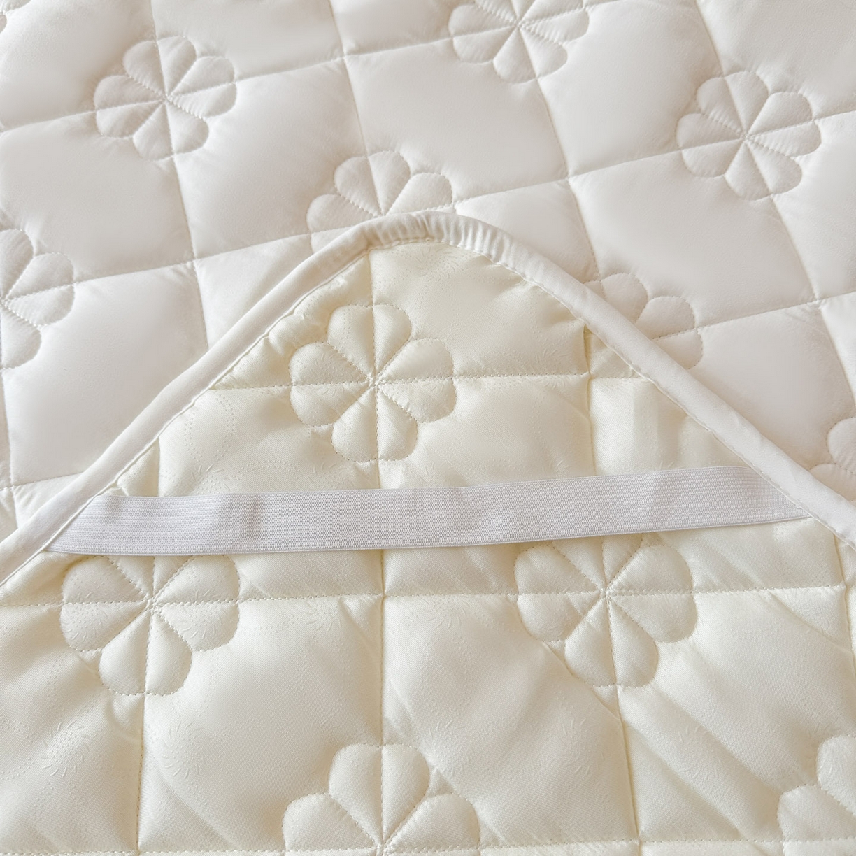 91家纺网 家纺一手货源 找家纺 恒尚居 2025新款大豆抗菌床垫床护垫软垫床褥子防滑学生软床垫四季款-格林 格林-米白