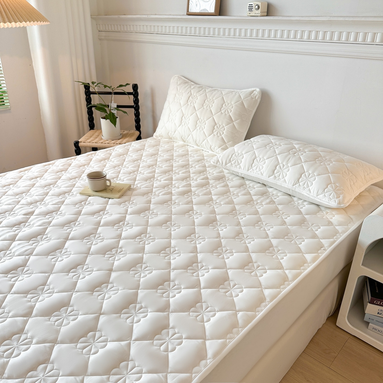 91家纺网 家纺一手货源 找家纺 恒尚居 2025新款大豆抗菌床垫床护垫软垫床褥子防滑学生软床垫四季款-格林 格林-米白