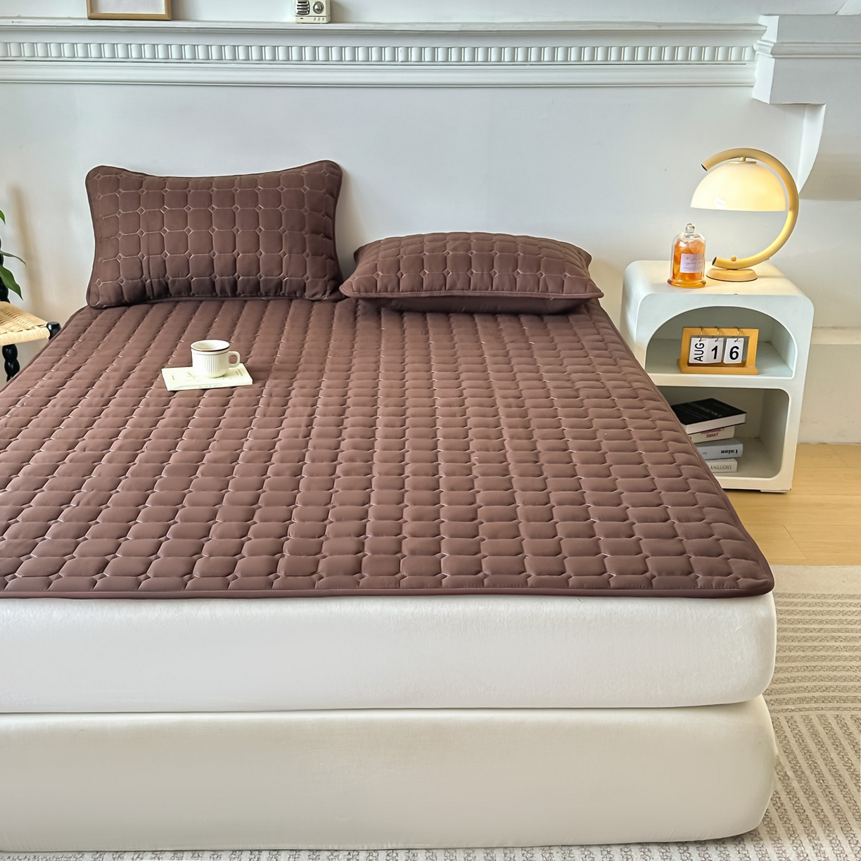 91家纺网 家纺一手货源 找家纺 恒尚居 2025新款抗菌四季款床垫床护垫软垫床褥子防滑学生软床垫-简格 简格-咖啡