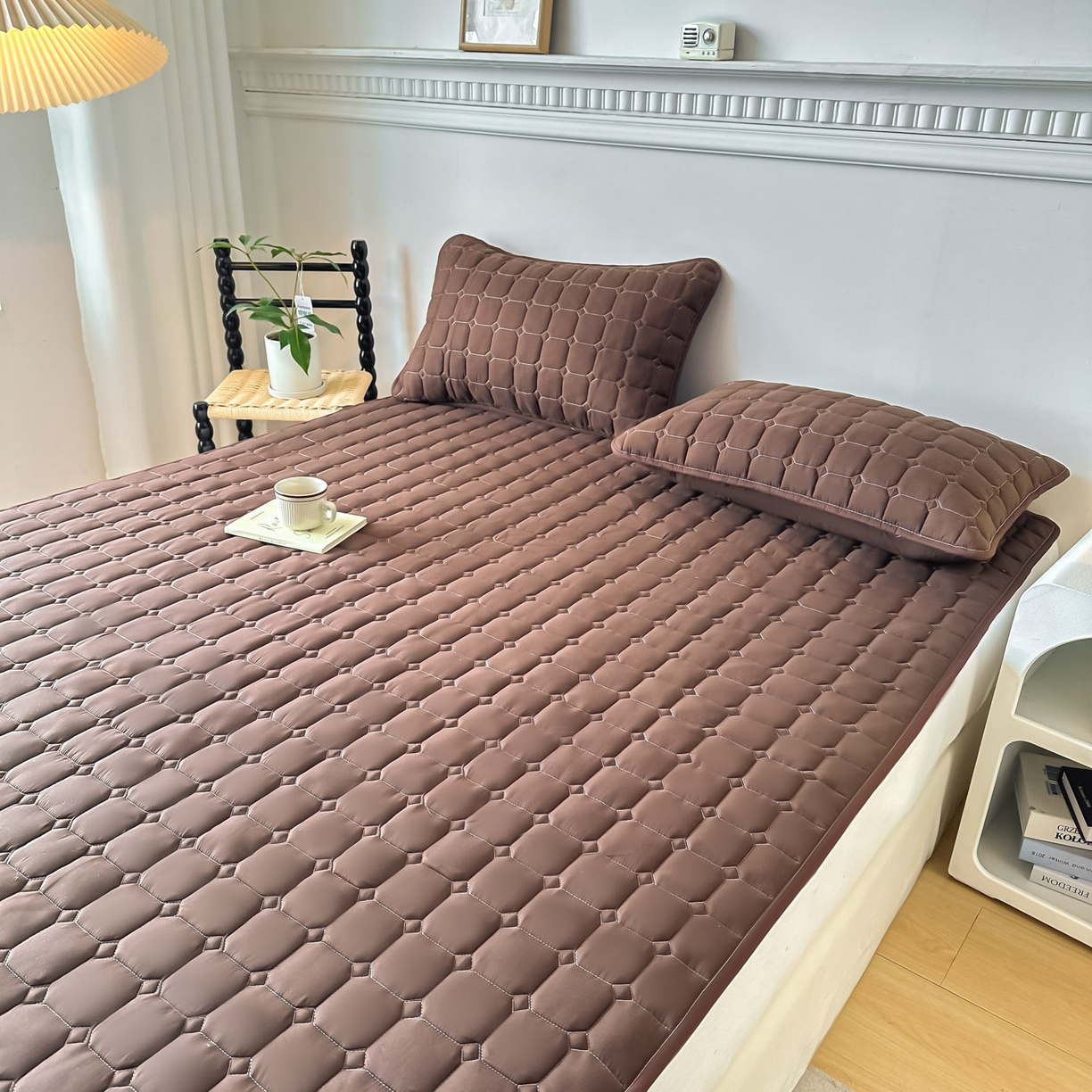 91家纺网 家纺一手货源 找家纺 恒尚居 2025新款抗菌四季款床垫床护垫软垫床褥子防滑学生软床垫-简格 简格-咖啡