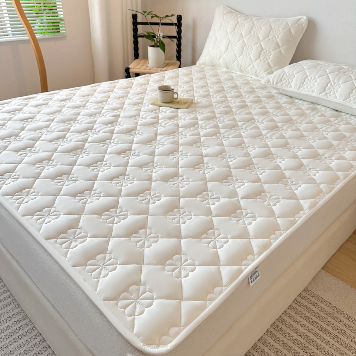 91家纺网 家纺一手货源 找家纺 恒尚居 2025新款大豆抗菌床垫床护垫软垫床褥子防滑学生软床垫四季款-格林 格林-米白