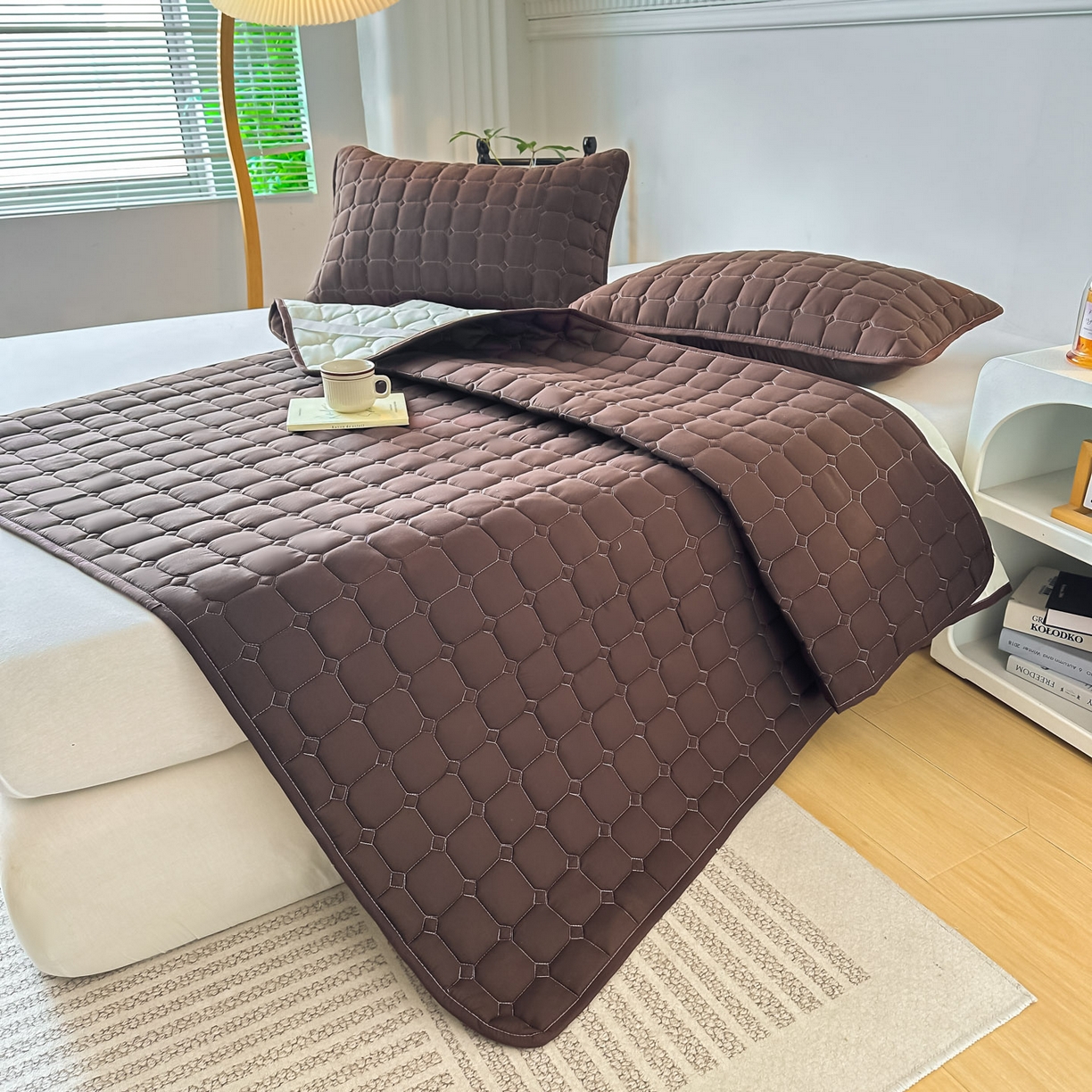 91家纺网 家纺一手货源 找家纺 恒尚居 2025新款抗菌四季款床垫床护垫软垫床褥子防滑学生软床垫-简格 简格-咖啡