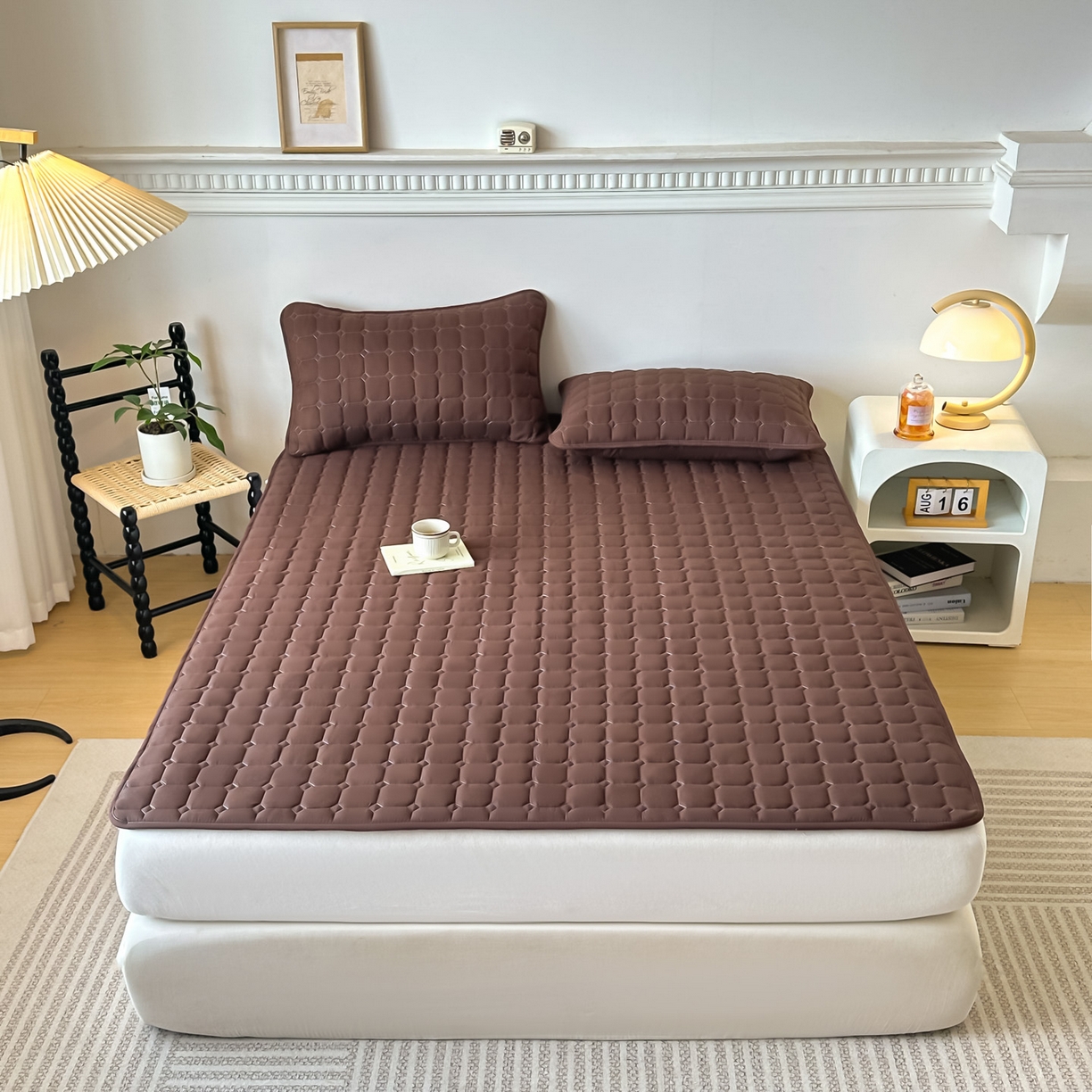 91家纺网 家纺一手货源 找家纺 恒尚居 2025新款抗菌四季款床垫床护垫软垫床褥子防滑学生软床垫-简格 简格-咖啡