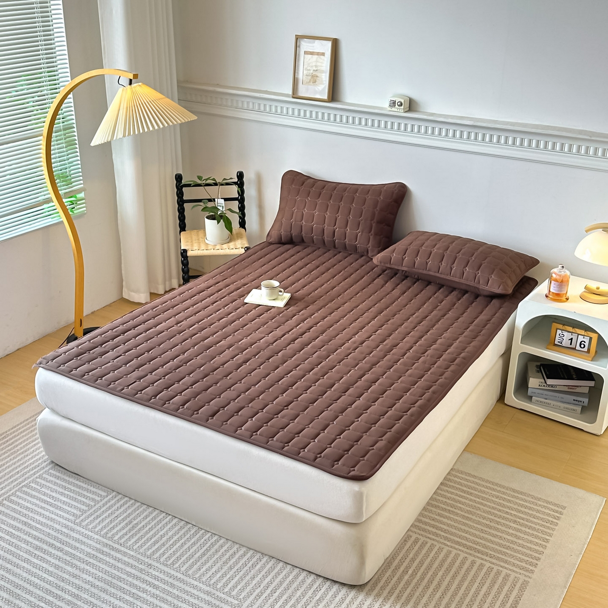 91家纺网 家纺一手货源 找家纺 恒尚居 2025新款抗菌四季款床垫床护垫软垫床褥子防滑学生软床垫-简格 简格-咖啡