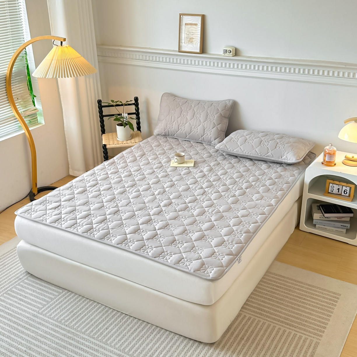 91家纺网 家纺一手货源 找家纺 恒尚居 2025新款大豆抗菌床垫床护垫软垫床褥子防滑学生软床垫四季款-格林 格林-浅灰