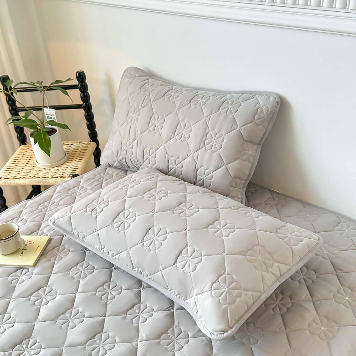 91家纺网 家纺一手货源 找家纺 恒尚居 2025新款大豆抗菌床垫床护垫软垫床褥子防滑学生软床垫四季款-格林 格林-浅灰