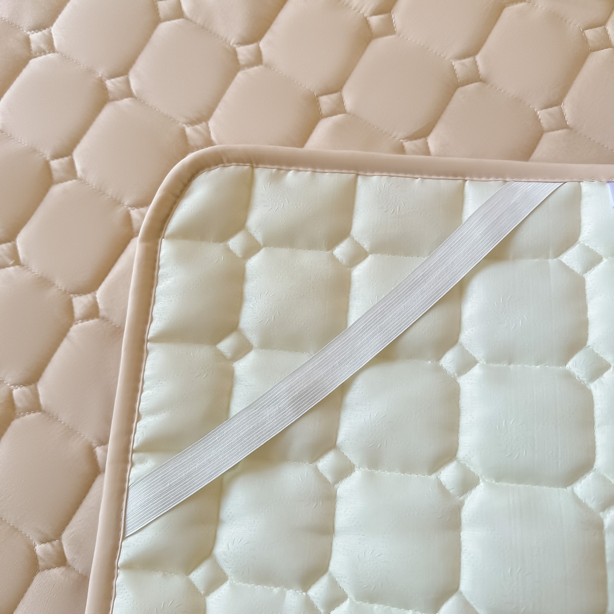 91家纺网 家纺一手货源 找家纺 恒尚居 2025新款抗菌四季款床垫床护垫软垫床褥子防滑学生软床垫-简格 简格-卡其