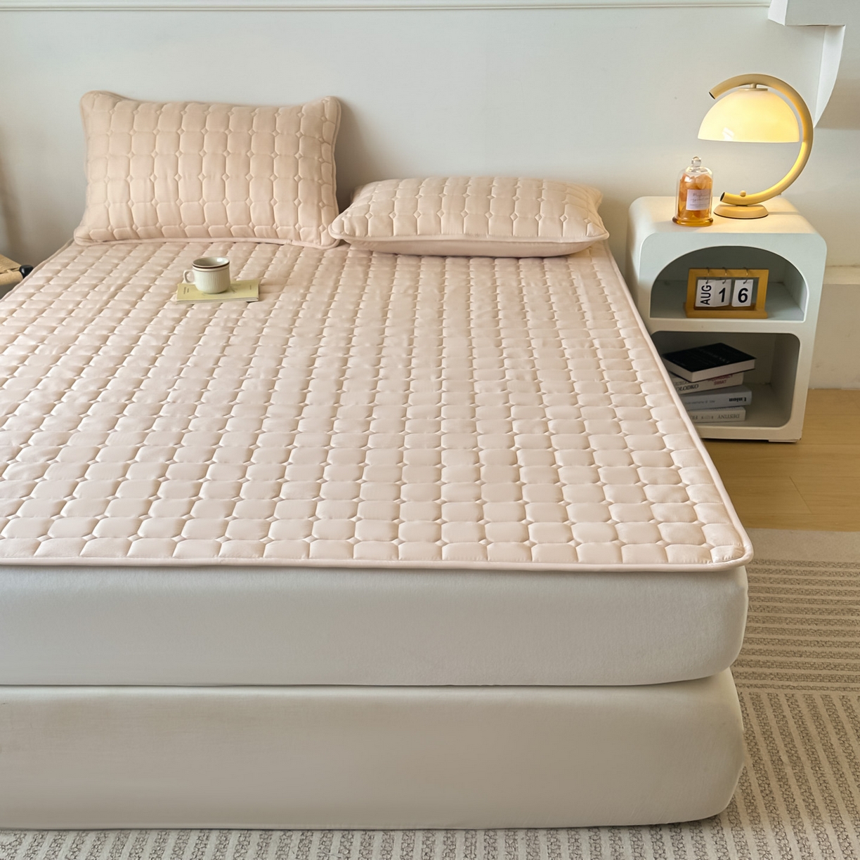 91家纺网 家纺一手货源 找家纺 恒尚居 2025新款抗菌四季款床垫床护垫软垫床褥子防滑学生软床垫-简格 简格-卡其