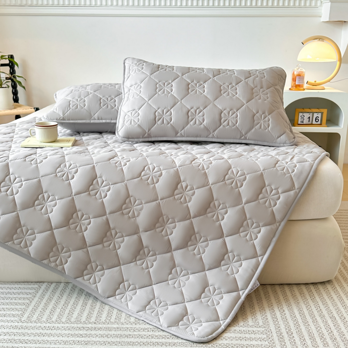 91家纺网 家纺一手货源 找家纺 恒尚居 2025新款大豆抗菌床垫床护垫软垫床褥子防滑学生软床垫四季款-格林 格林-浅灰