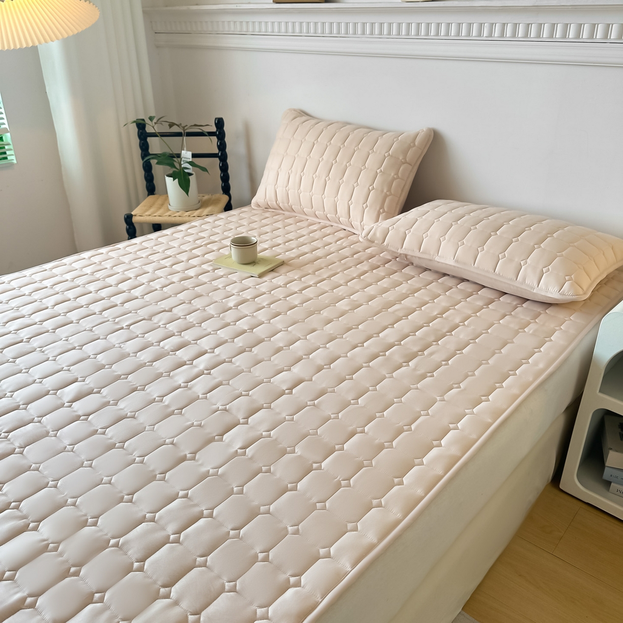 91家纺网 家纺一手货源 找家纺 恒尚居 2025新款抗菌四季款床垫床护垫软垫床褥子防滑学生软床垫-简格 简格-卡其