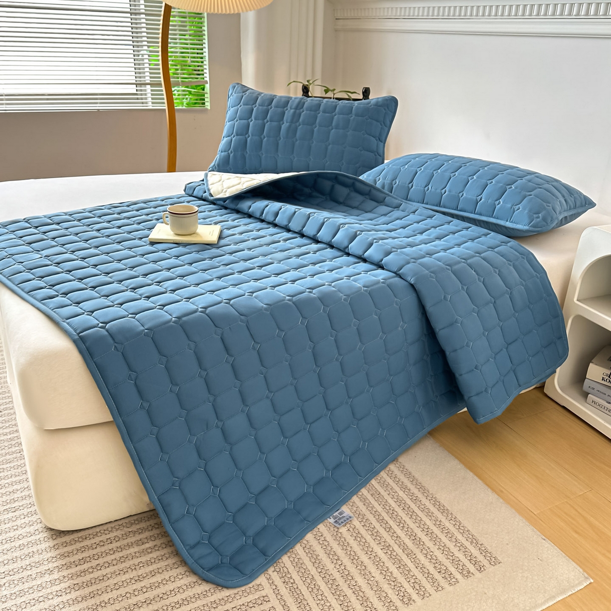 91家纺网 家纺一手货源 找家纺 恒尚居 2025新款抗菌四季款床垫床护垫软垫床褥子防滑学生软床垫-简格 简格-蓝色