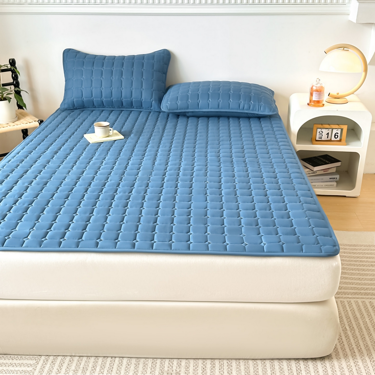 91家纺网 家纺一手货源 找家纺 恒尚居 2025新款抗菌四季款床垫床护垫软垫床褥子防滑学生软床垫-简格 简格-蓝色