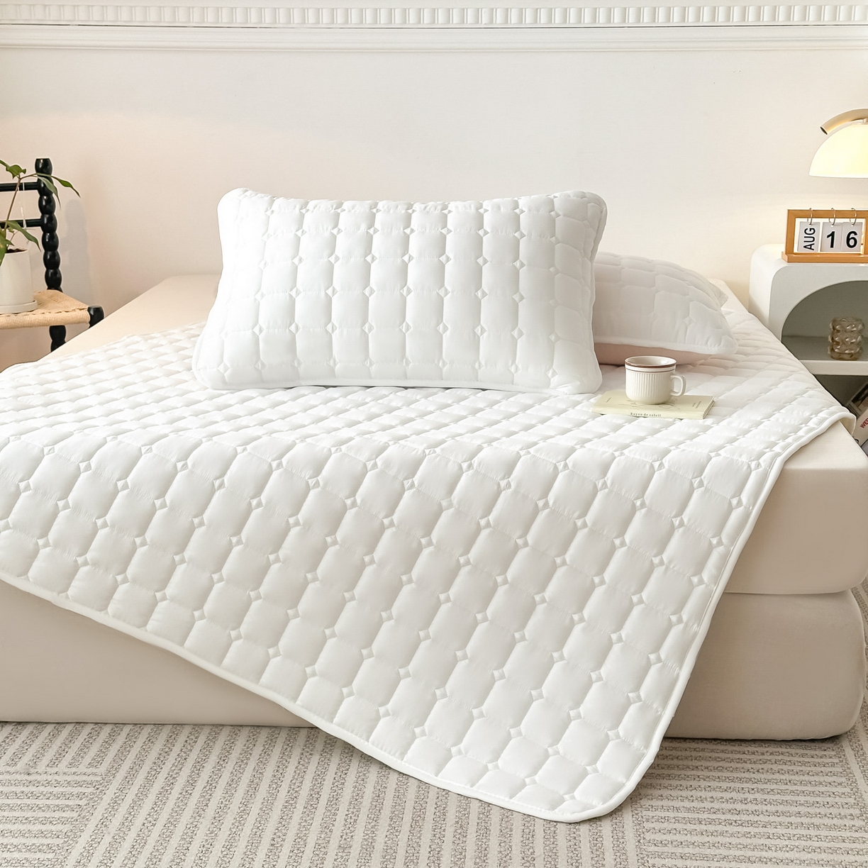 91家纺网 家纺一手货源 找家纺 恒尚居 2025新款抗菌四季款床垫床护垫软垫床褥子防滑学生软床垫-简格 简格-米白