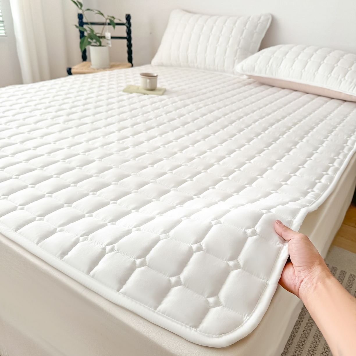 91家纺网 家纺一手货源 找家纺 恒尚居 2025新款抗菌四季款床垫床护垫软垫床褥子防滑学生软床垫-简格 简格-米白