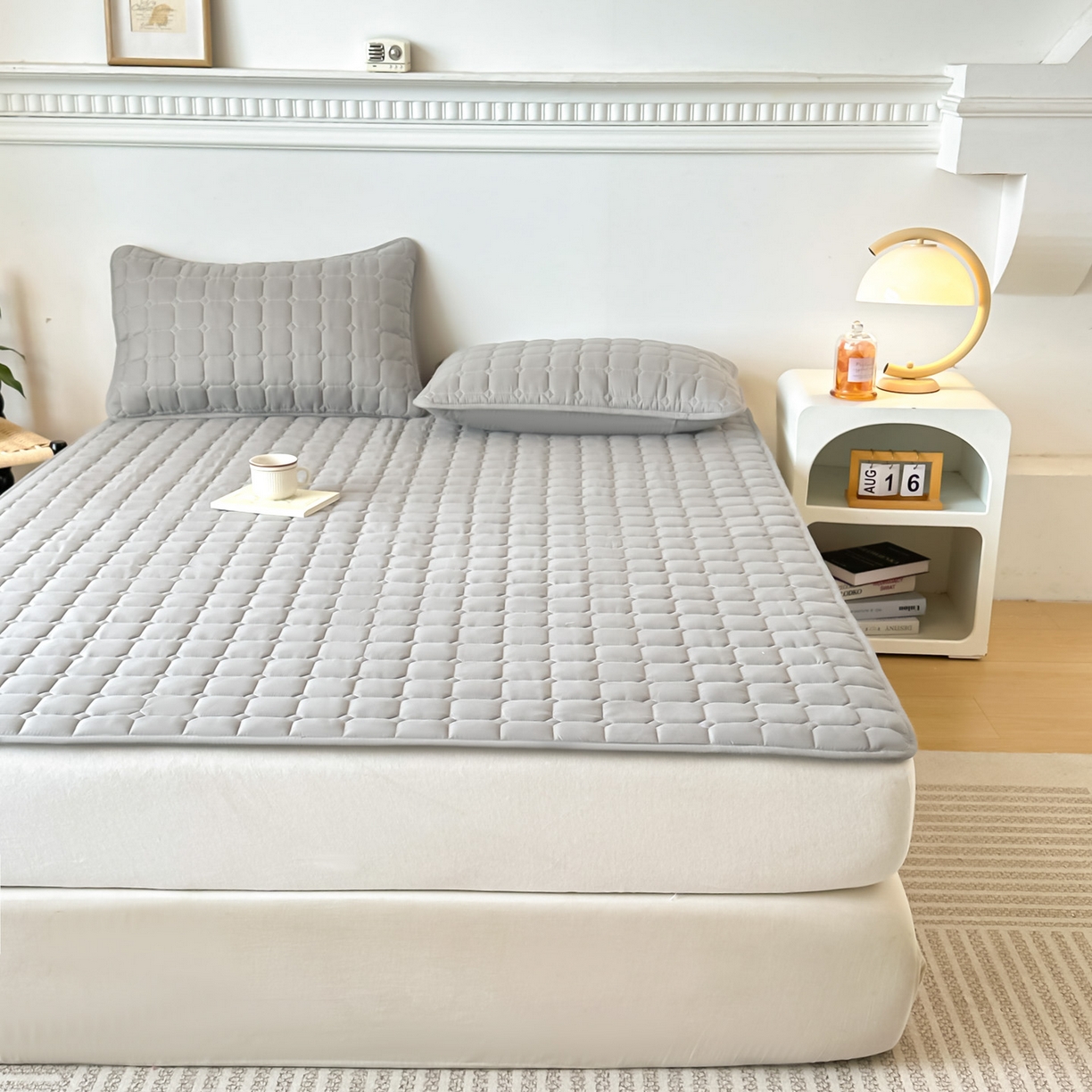 91家纺网 家纺一手货源 找家纺 恒尚居 2025新款抗菌四季款床垫床护垫软垫床褥子防滑学生软床垫-简格 简格-浅灰