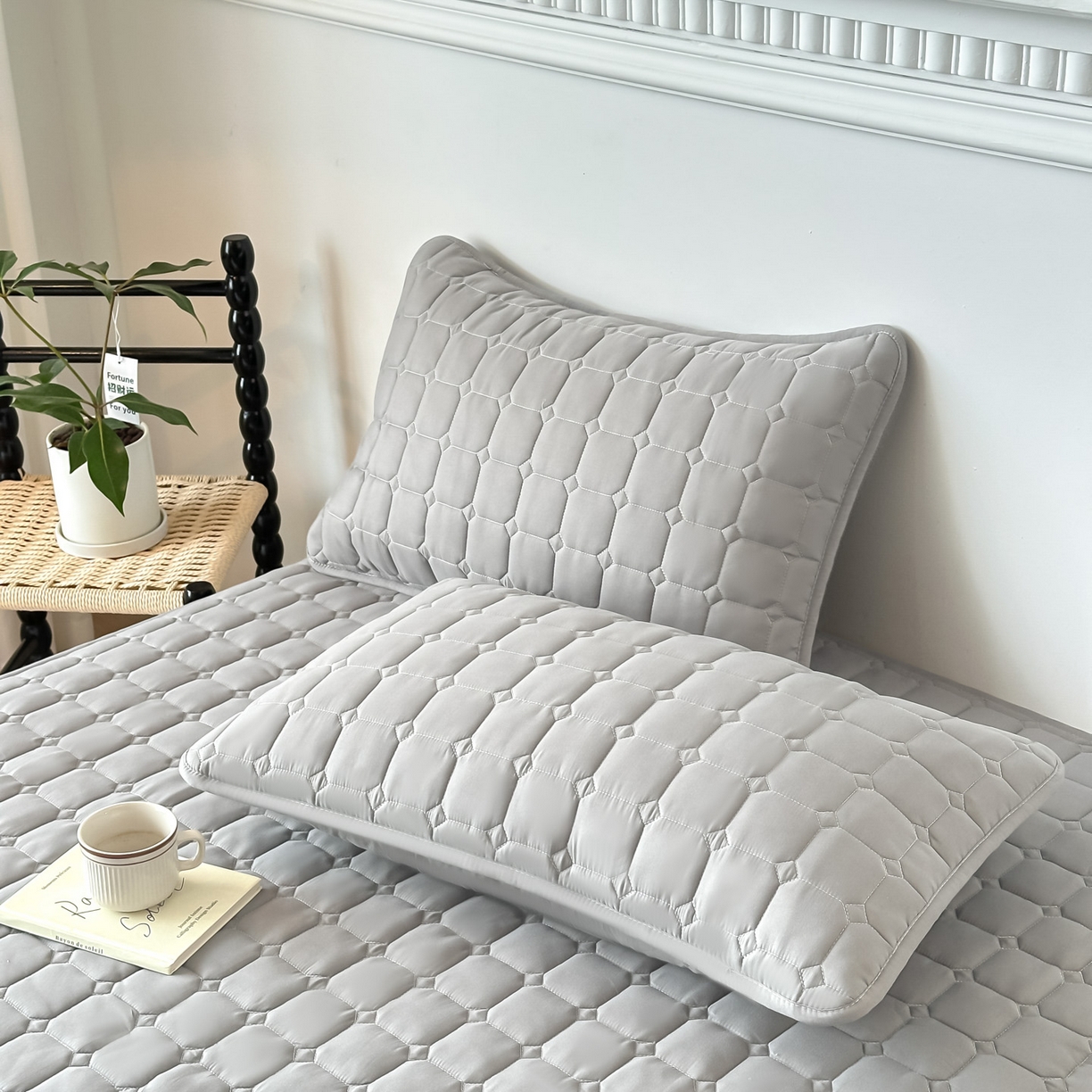 91家纺网 家纺一手货源 找家纺 恒尚居 2025新款抗菌四季款床垫床护垫软垫床褥子防滑学生软床垫-简格 简格-浅灰