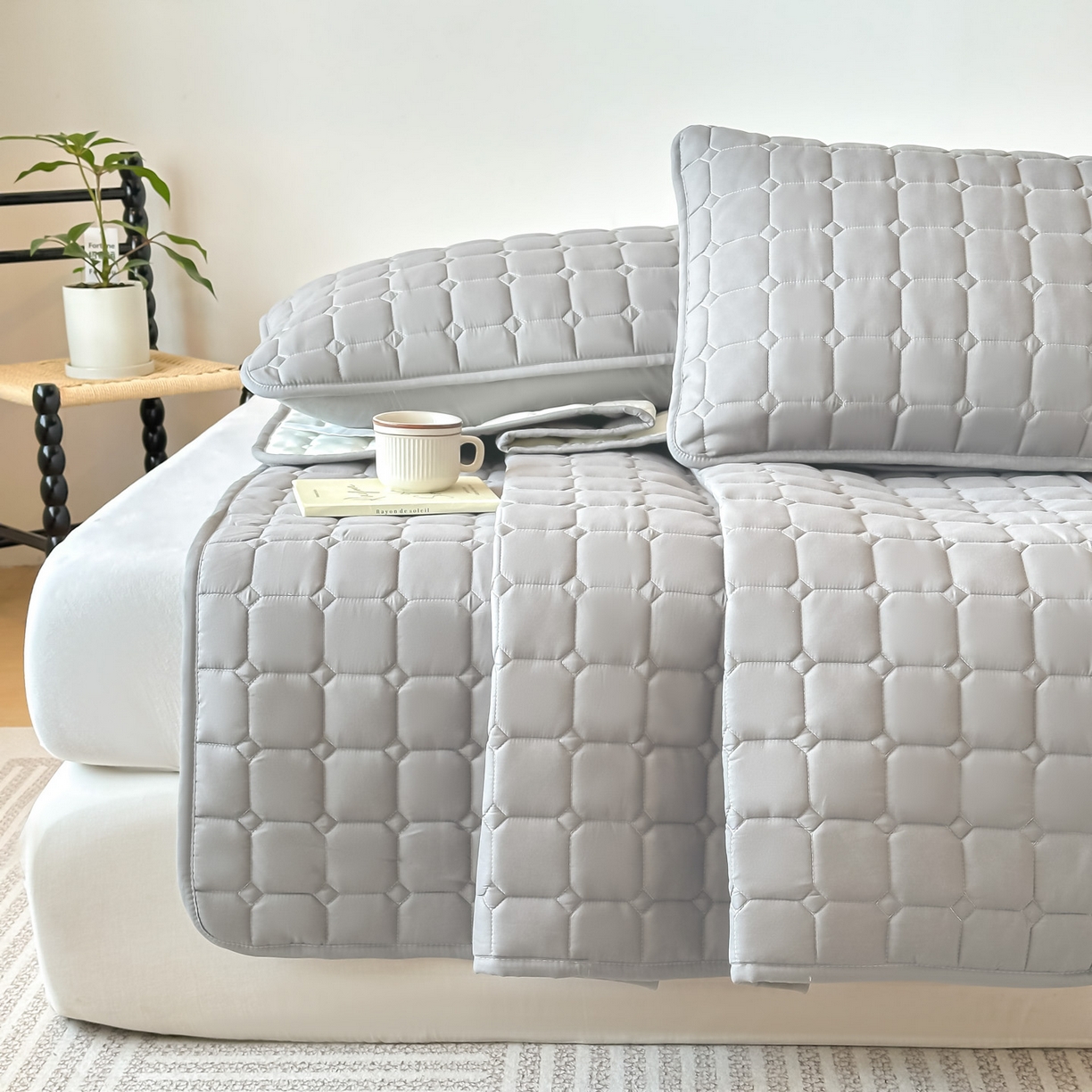 91家纺网 家纺一手货源 找家纺 恒尚居 2025新款抗菌四季款床垫床护垫软垫床褥子防滑学生软床垫-简格 简格-浅灰