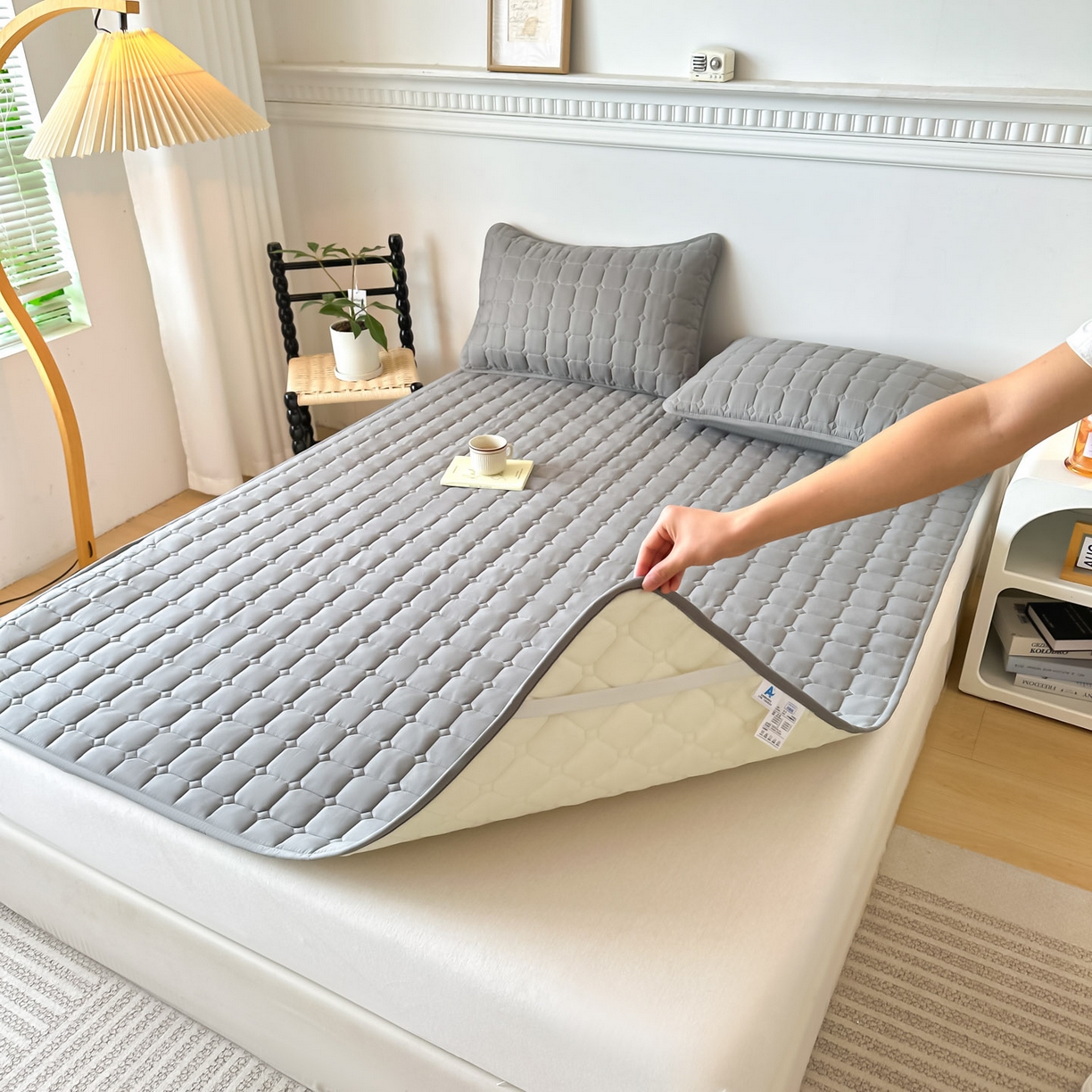 91家纺网 家纺一手货源 找家纺 恒尚居 2025新款抗菌四季款床垫床护垫软垫床褥子防滑学生软床垫-简格 简格-深灰