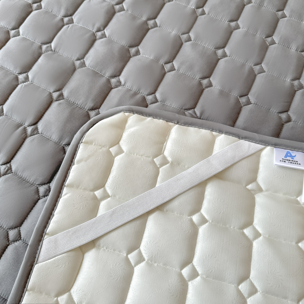 91家纺网 家纺一手货源 找家纺 恒尚居 2025新款抗菌四季款床垫床护垫软垫床褥子防滑学生软床垫-简格 简格-深灰