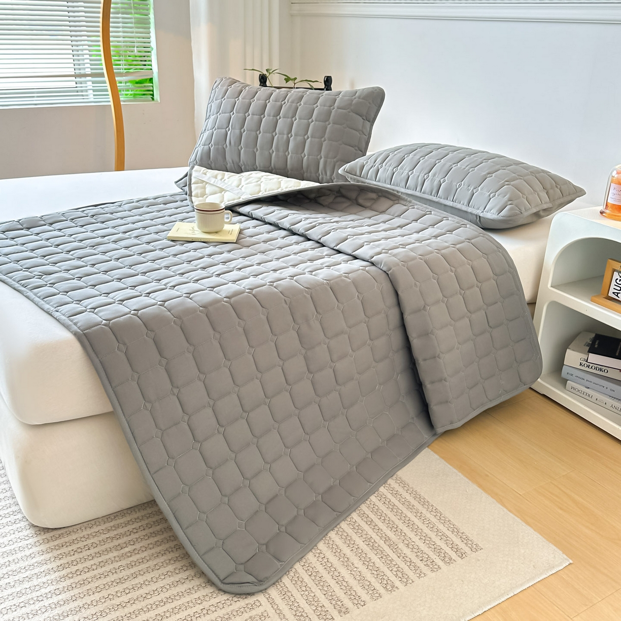 91家纺网 家纺一手货源 找家纺 恒尚居 2025新款抗菌四季款床垫床护垫软垫床褥子防滑学生软床垫-简格 简格-深灰