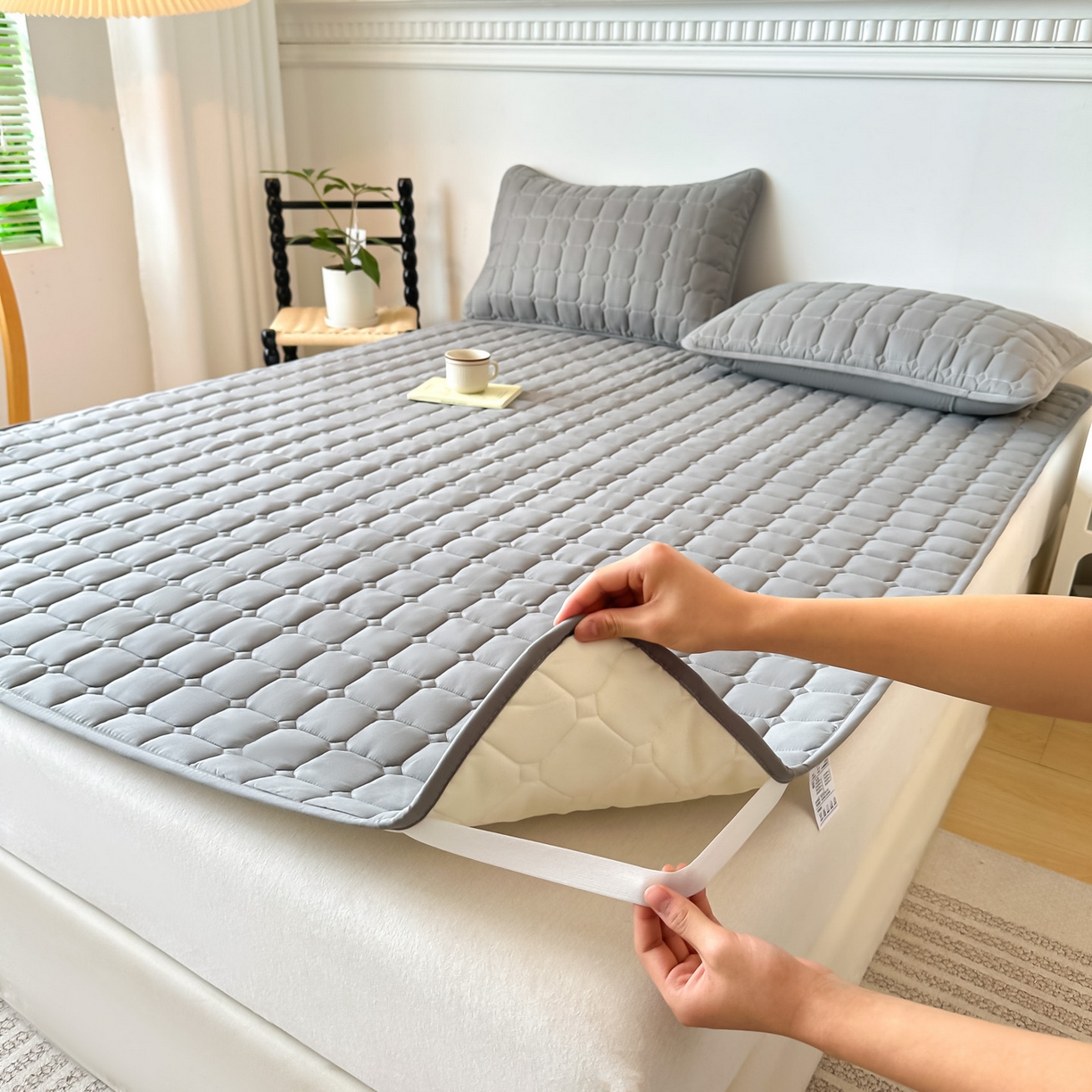 91家纺网 家纺一手货源 找家纺 恒尚居 2025新款抗菌四季款床垫床护垫软垫床褥子防滑学生软床垫-简格 简格-深灰