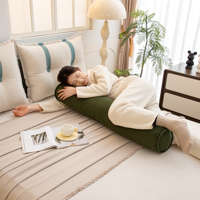 91家纺网 家纺一手货源 找家纺 沐沐家纺2026新款灯芯绒长条睡抱枕 墨绿色