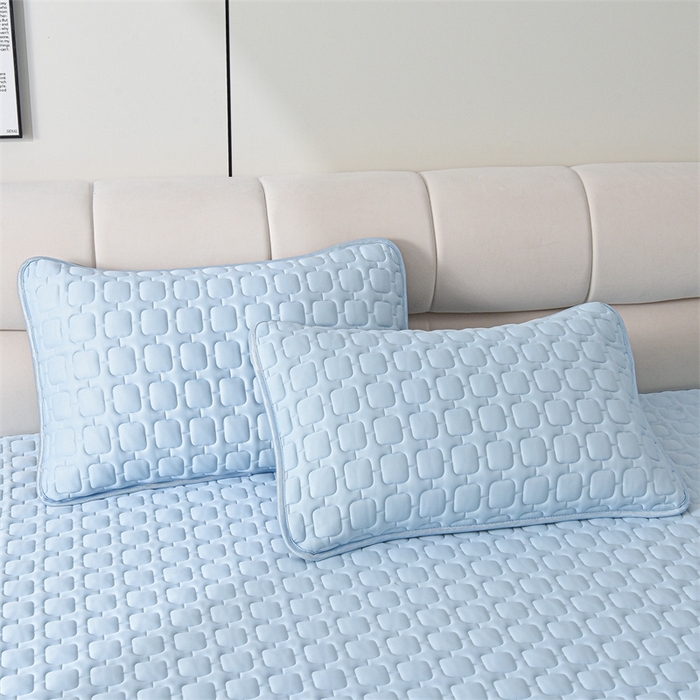 91家纺网 家纺一手货源 找家纺 （总）布卢姆床垫 2025年新款A类小冰格12mm加厚乳胶凉席